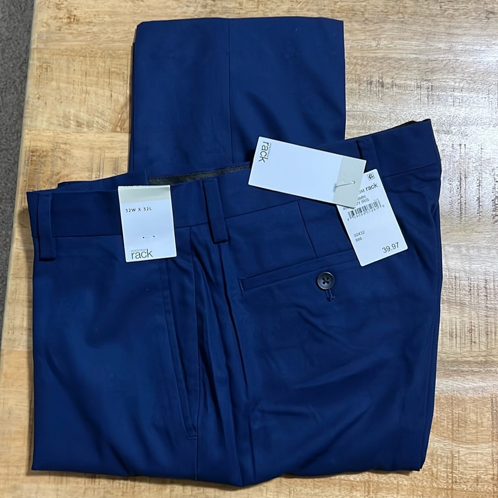 New with tags men’s dress pants